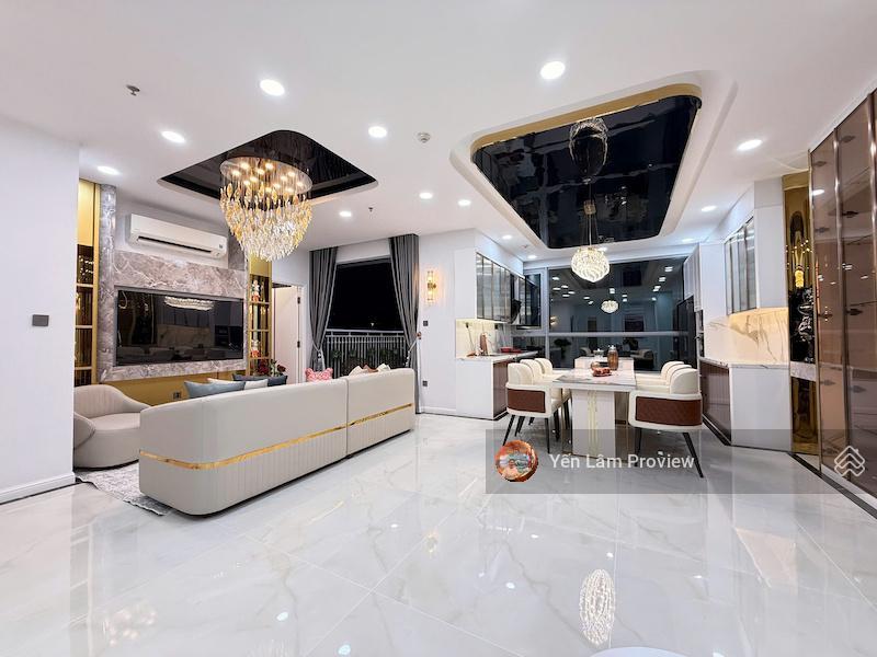 Bán penthouse vinhomes central park tòa c2 căn góc 3pn, 150m2, giá cực sốc