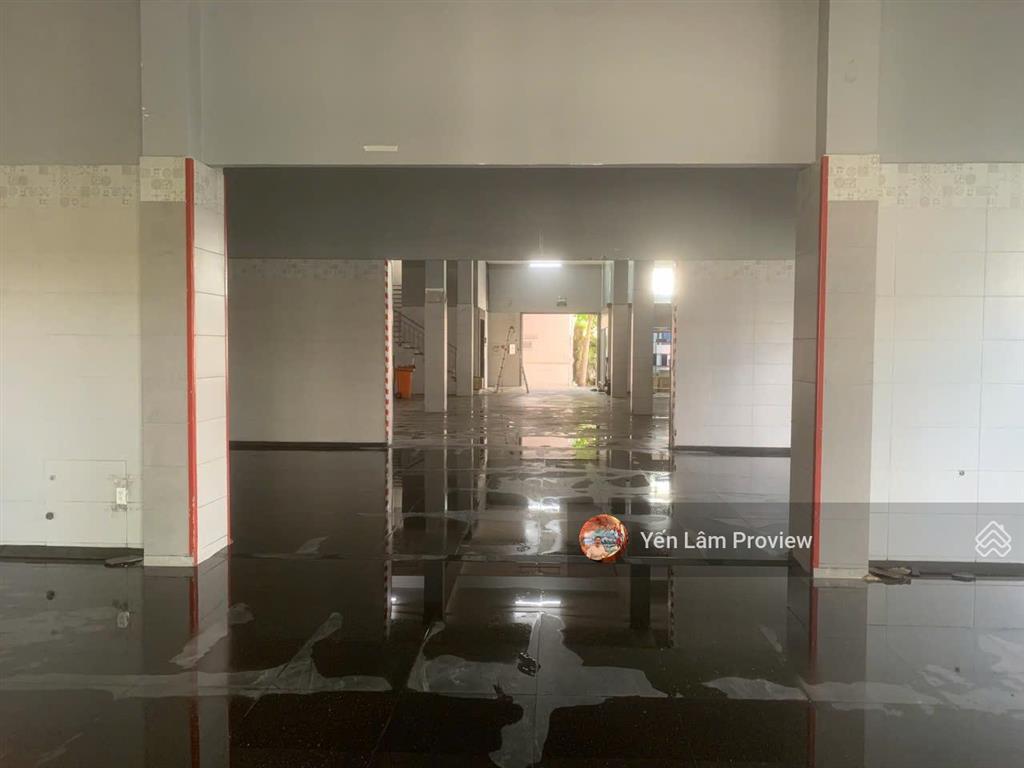 Cho thuê nhà mặt phố kha vạn cân, 180 triệu, 750 m2, 2 tầng, không nội thất
