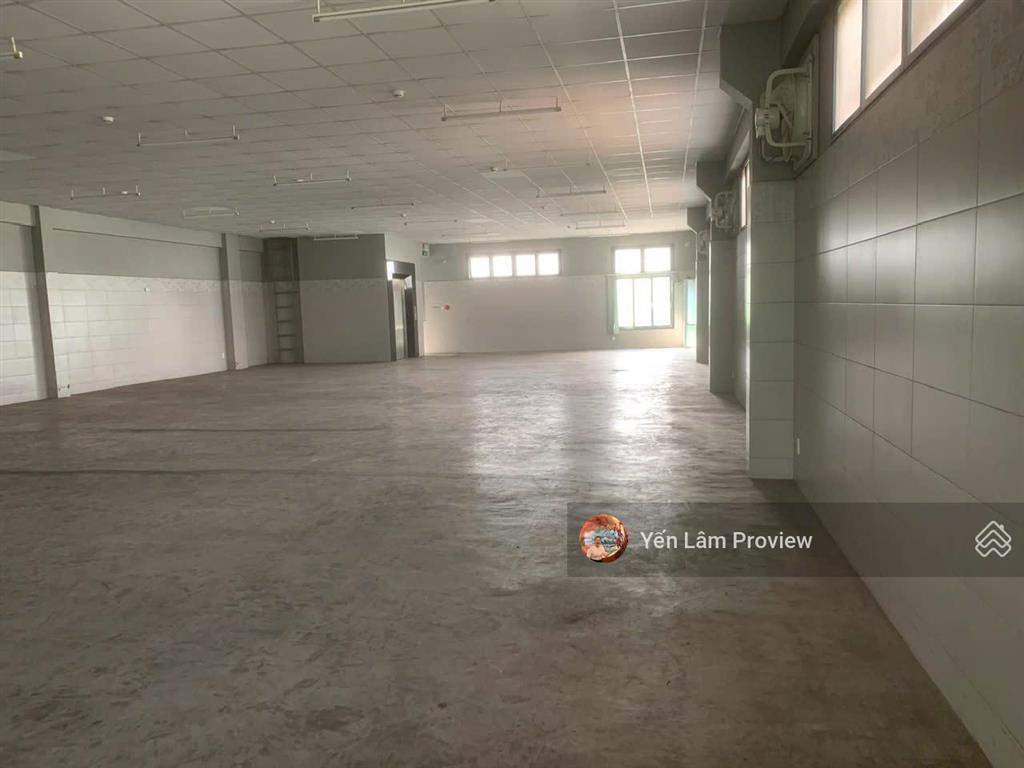 Cho thuê nhà mặt phố kha vạn cân, 180 triệu, 750 m2, 2 tầng, không nội thất