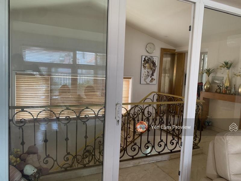Bán nhà góc 2mt đường số 5, gần phú mỹ hưng, 583m², trệt 2 lầu, giá 204 tỷ