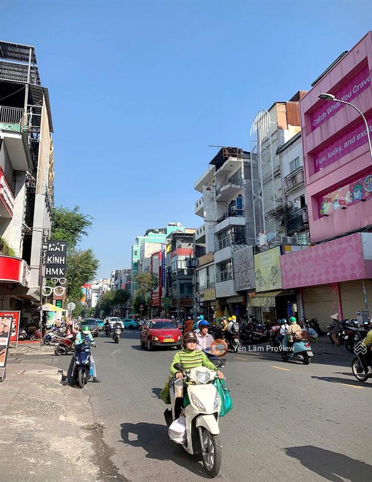 Bán tòa nhà sư vạn hạnh q. 10, hầm + 9 tầng, đang thuê 200tr/th, giá 130 tỷ