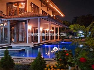 Bán biệt thự thủ đức, 800m2 đất, 3 tầng, villa dân dã thích hợp nghỉ dưỡng