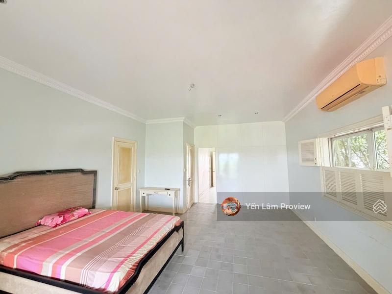 Bán biệt thự ven sông khu an phú đông, quận 12, 445.7m2, ngang 10m, 2 tầng, 52 tỷ
