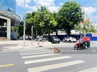Bán tòa văn phòng q1, lô góc 2mt, dt 400m2, 2 hầm + 10 tầng, đang cho thuê
