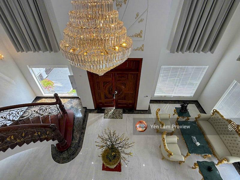 Bán villa góc 2mt nguyễn văn hưởng thảo điền, 777 m², hồ bơi sân vườn, 2 lầu
