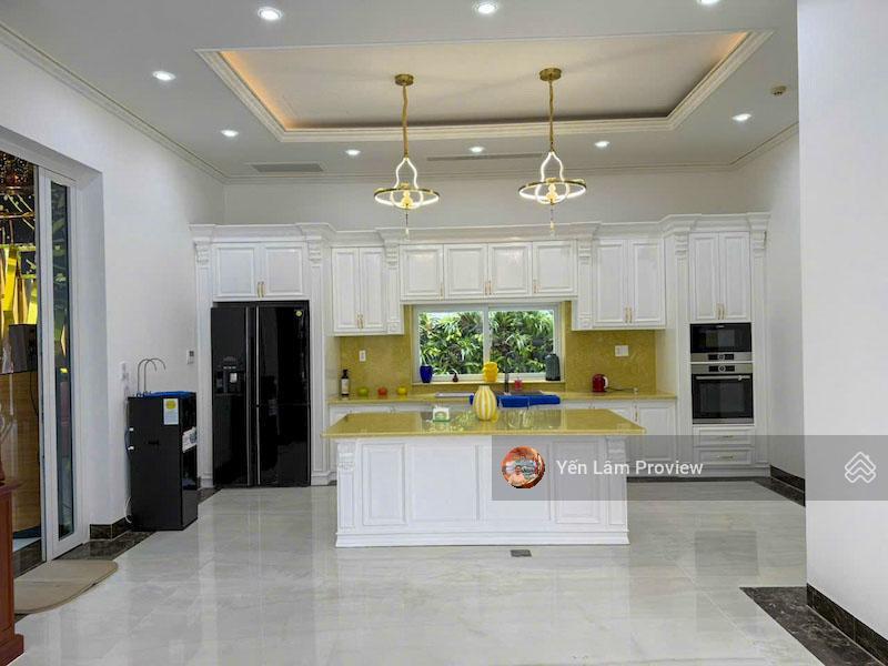 Bán villa góc 2mt nguyễn văn hưởng thảo điền, 777 m², hồ bơi sân vườn, 2 lầu