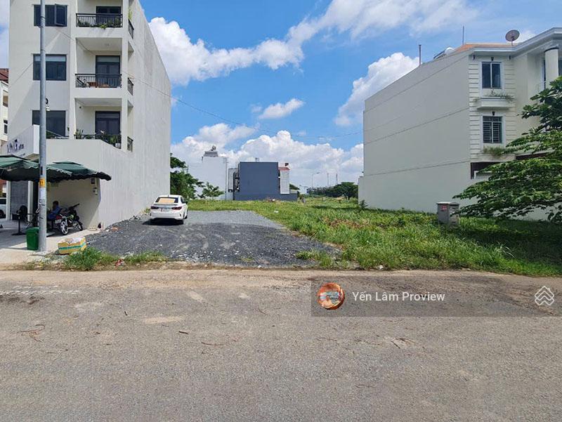 Bán đất mặt tiền nguyễn văn kỉnh thủ đức, 133m2, đất vuông vức, dễ xây dựng. giá 35.75 tỷ
