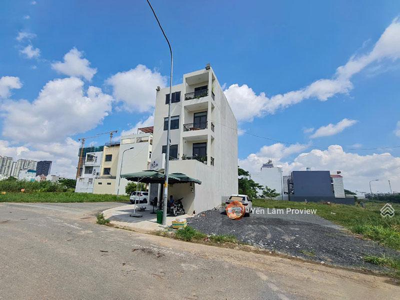 Bán đất mặt tiền nguyễn văn kỉnh thủ đức, 133m2, đất vuông vức, dễ xây dựng. giá 35.75 tỷ
