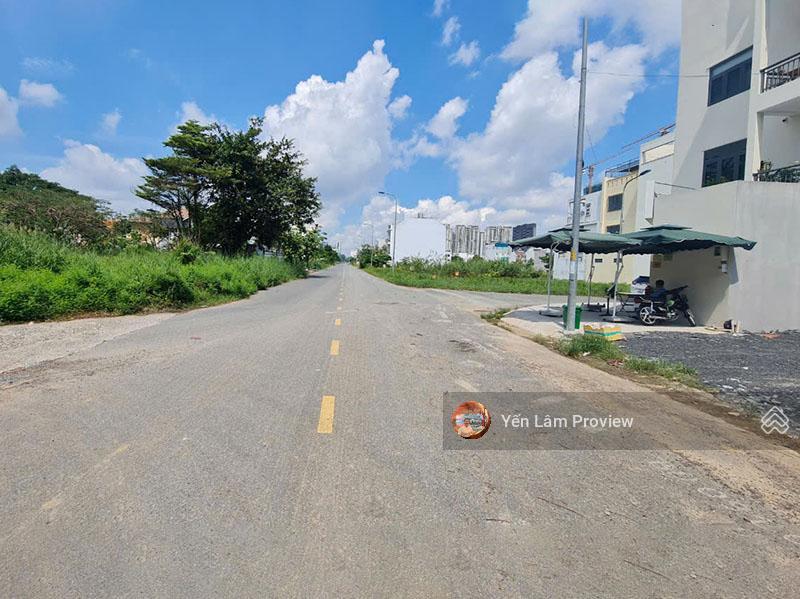 Bán đất mặt tiền nguyễn văn kỉnh thủ đức, 133m2, đất vuông vức, dễ xây dựng. giá 35.75 tỷ