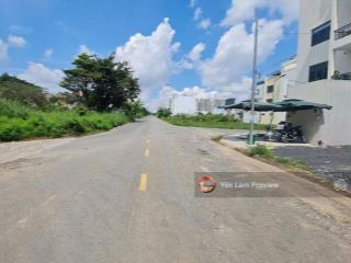 Bán đất mặt tiền nguyễn văn kỉnh thủ đức, 133m2, đất vuông vức, dễ xây dựng. giá 35.75 tỷ