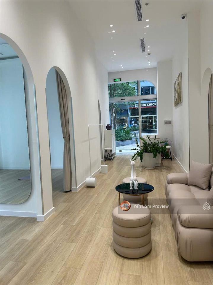 Bán shophouse vinhomes park 1, 10x22m đất, đang kinh doanh