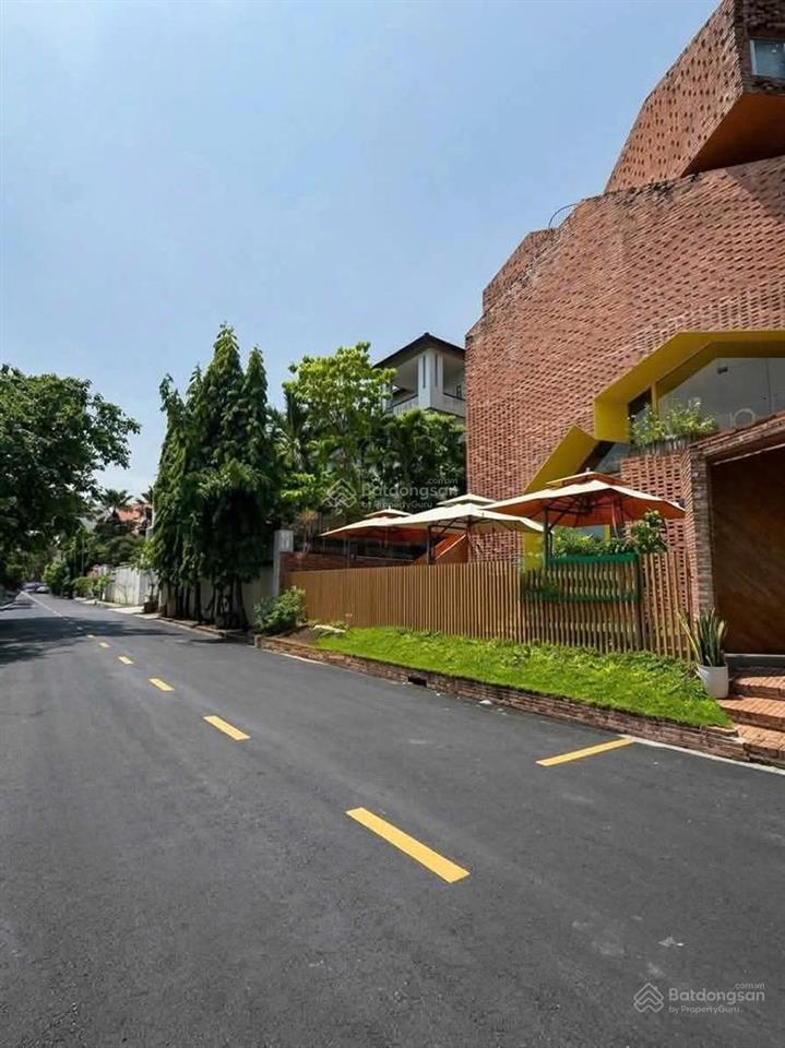 Bán đất góc đường 23 an khánh, 216m2, vị trí đẹp  350 triệu/m2