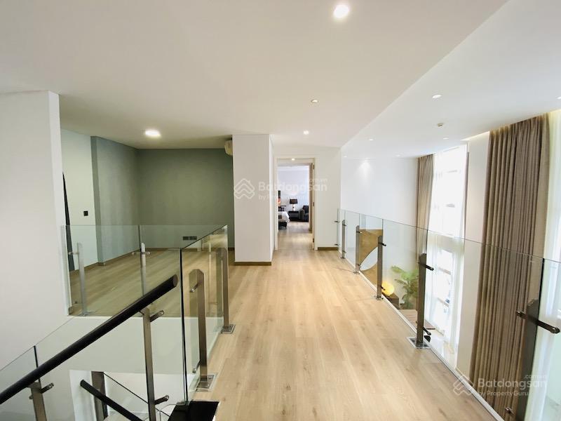Cho thuê căn penthouse estella 2 tầng, tháp 3a, 271m2, 4pn, full nt