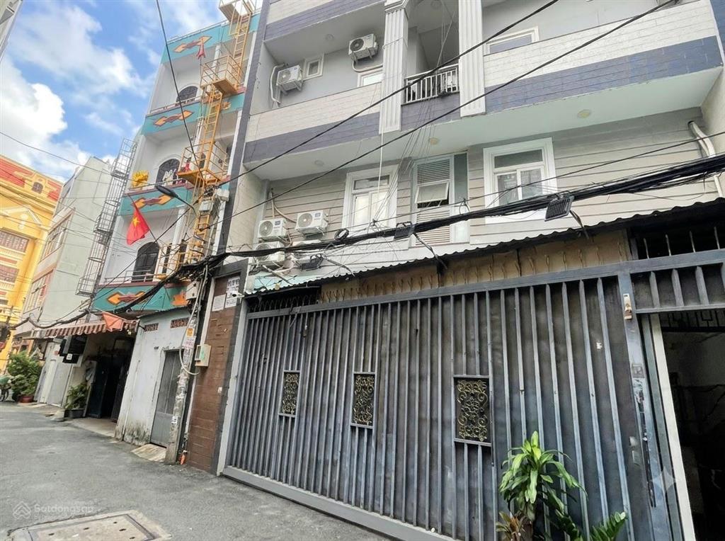 Bán tòa nhà 6 sàn tại gò vấp, 63 phòng cho thuê, doanh thu 2,4 tỷ/năm