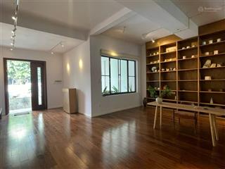 Bán biệt thự saigon mystery villas, 1h, 1t, 3l, 460m2, 5pn, 5wc, đẹp, nhiều tiện ích, gần sông