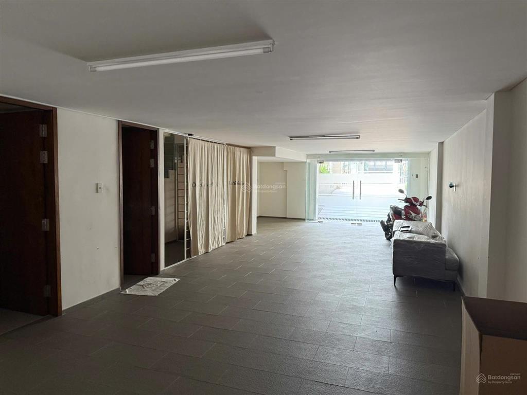Cho thuê nhà biệt thự saigon pearl, 450m² sàn, 1 hầm 1 trệt 3 lầu 99 triệu/tháng t1.2025 ntdd