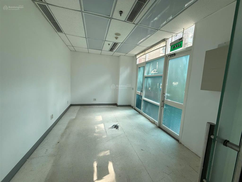 Cho thuê văn phòng the manor quận bình thạnh 84m2 giá 35 tr/tháng bao gồm điện lạnh và pql