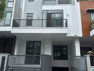 Cho thuê villa saigon mystery hưng thịnh  tml quận 2  504m² sàn giá 75 triệu có thang máy