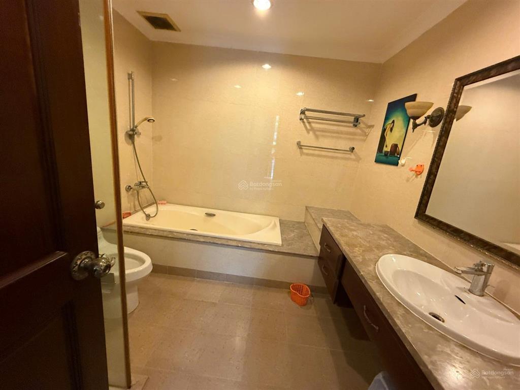 Cho thuê biệt thự 6pn, 7wc, 500m2 tại saigon pearl, 118 triệu, full nội thất