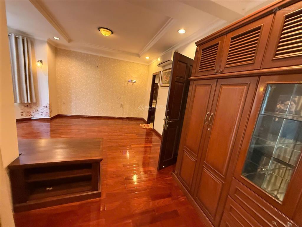 Cho thuê biệt thự 6pn, 7wc, 500m2 tại saigon pearl, 118 triệu, full nội thất