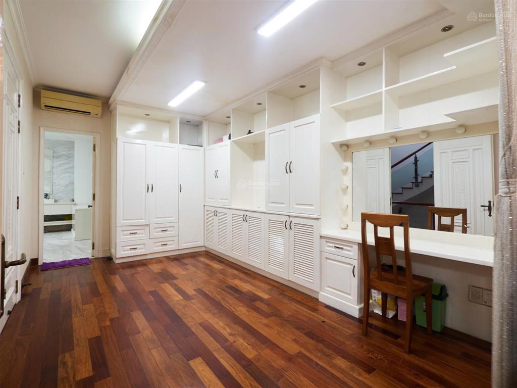 Muốn bán biệt thự 500m2, 90 tỷ tại saigon pearl, q. bình thạnh, 6pn, 6wc, full nội thất gần quận 1