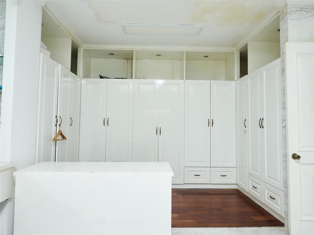 Muốn bán biệt thự 500m2, 90 tỷ tại saigon pearl, q. bình thạnh, 6pn, 6wc, full nội thất gần quận 1