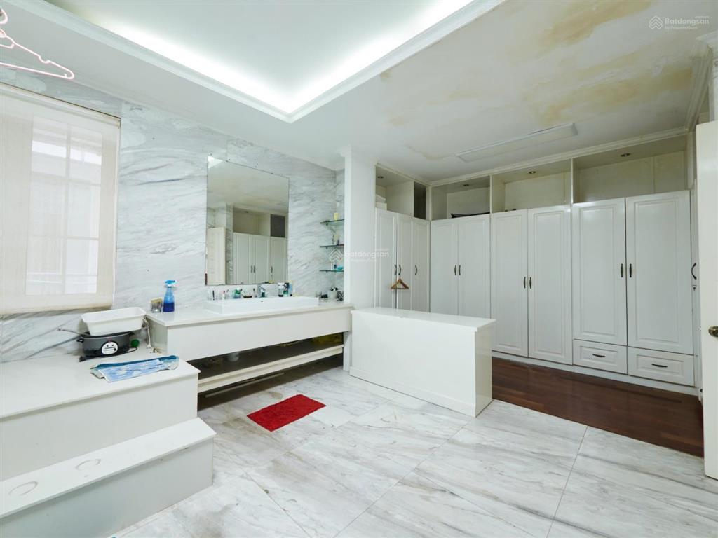 Bán biệt thự saigon pearl, 85 tỷ, 147m2, đẹp, nhiều tiện ích 0932 069 ***