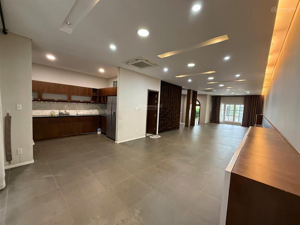 Cho thuê villa saigon pearl bình thạnh  làm văn phòng 889m2 giá 130 triệu 0932 069 ***