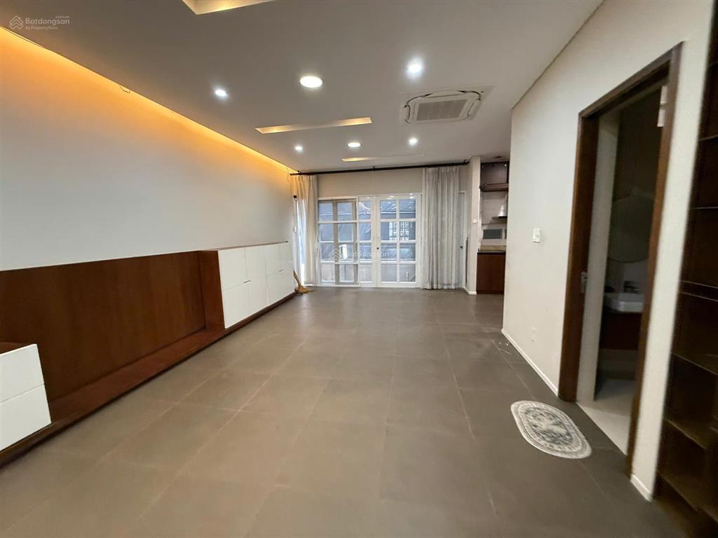 Cho thuê villa saigon pearl bình thạnh  làm văn phòng 889m2 giá 130 triệu 0932 069 ***