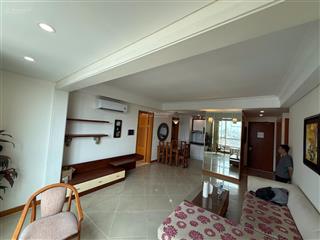 Bán gấp căn hộ the manor 1  2pn, lầu cao view hồ văn thánh, full nội thất, sổ hồng, giá 8.9 tỷ