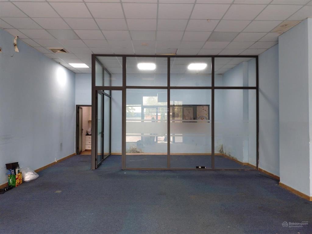 Cho thuê shophouse chung cư quận 2 giá tốt 18 triệu  92m²