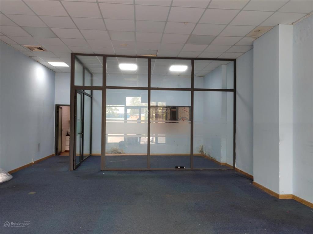 Cho thuê shophouse chung cư quận 2 giá tốt 18 triệu  92m²