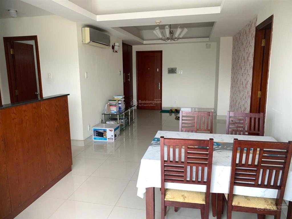 Cho thuê căn hộ 78m2 trung tâm quận 3 cũ, giá chỉ 19 triệu/tháng mặt tiền đường trương định