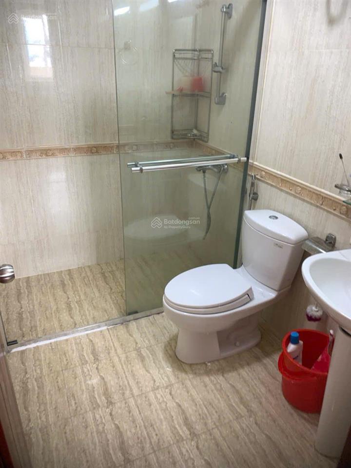 Cho thuê căn hộ 78m2 trung tâm quận 3 cũ, giá chỉ 19 triệu/tháng mặt tiền đường trương định
