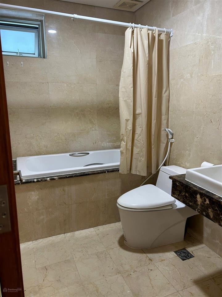 Cho thuê căn hộ cao cấp 1 phòng ngủ trung tâm quận 3