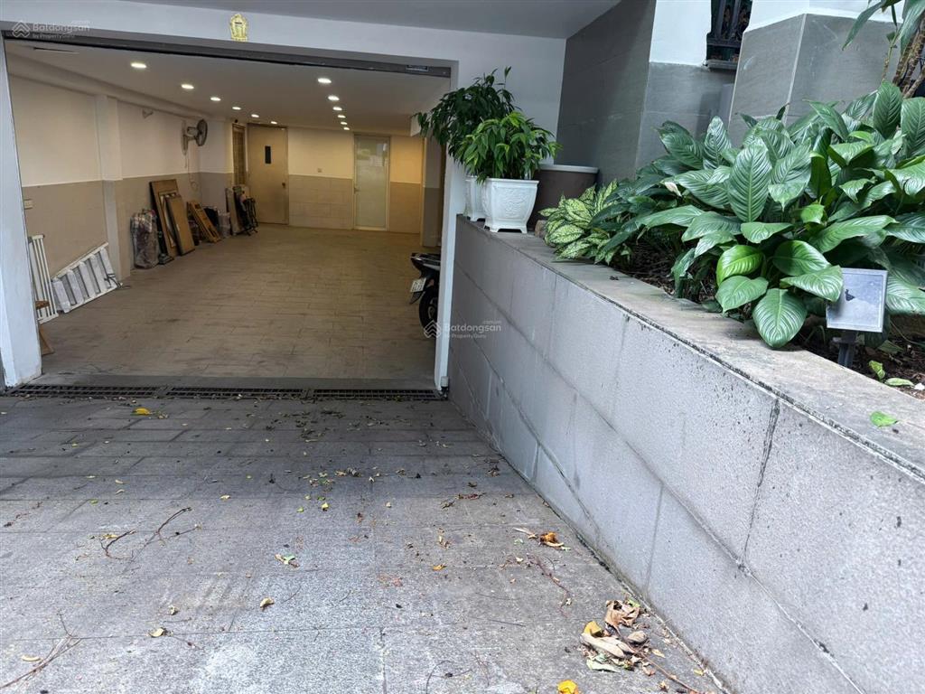 Cho thuê nhà khu saigon pearl làm văn phòng