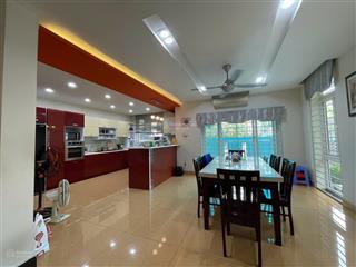 Cho thuê villa nguyên căn nhà 2 mặt tiền cao đức lân q2