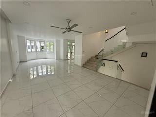 Cho thuê villa saigon pearl mặt tiền đường d1
