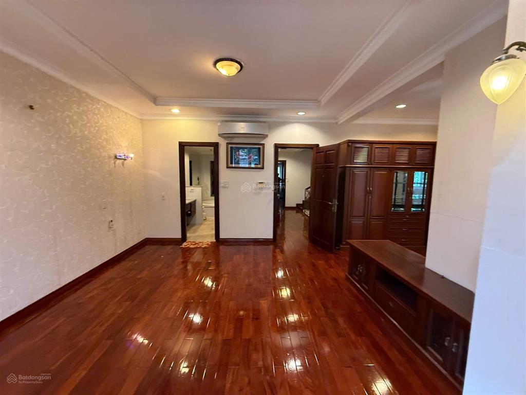 Cho thuê biệt thự 6pn, 7wc, 500m2 tại saigon pearl, 118 triệu, full nội thất