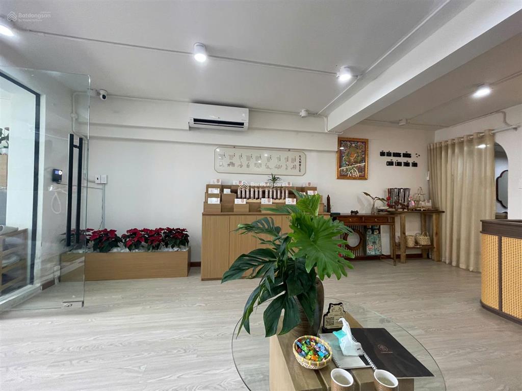 Cho thuê biệt thự tại saigon pearl, 86 triệu, 550 m2, chính chủ giá không thể tốt hơn 0932 069 ***