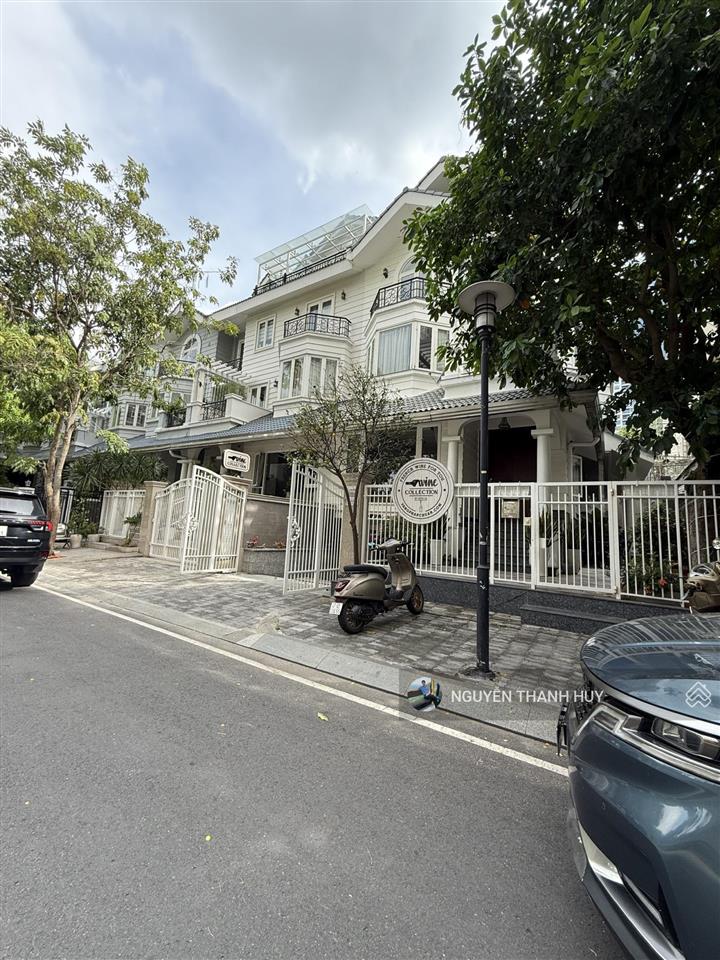 Chính chủ cần bán / cho thuê nhanh 2 căn villa saigon pearl 80  75