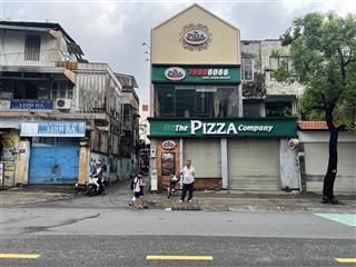 Chuyển nhượng nhà 3 lầu góc 2 mặt tiền 10d hoàng hoa thám  thu nhập 146 triệu/tháng!!!