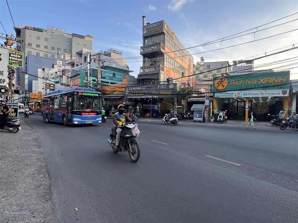 Chuyển nhượng tài sản mặt tiền kinh doanh sầm uất 449b lê quang định  bình thạnh!