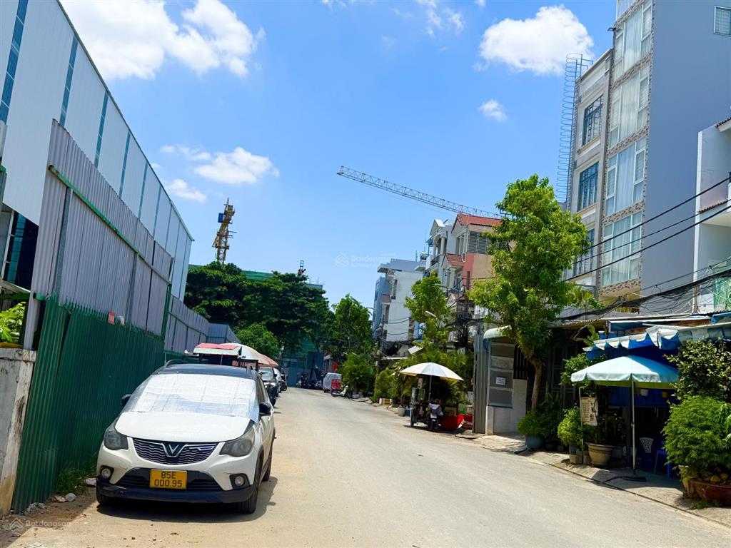 Bán nhà riêng tại nguyễn đức thuận, 21 tỷ, 104m2, đẹp, nhiều tiện ích