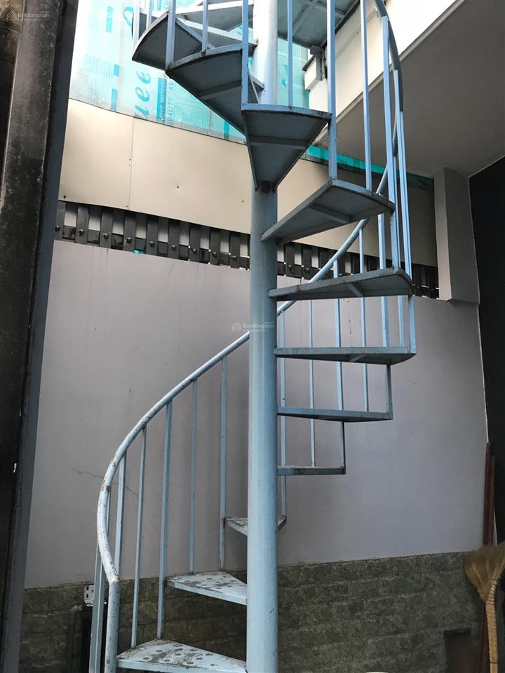 Cần cho thuê chdv giá 3tr5/th, dt 30m2 trong chung cư thái an 2, q12