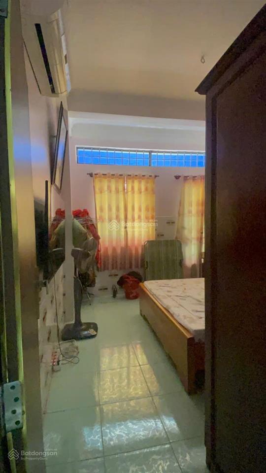 Bán nhà đường nguyễn du, p.7, gò vấp, gần vin com, 2 lầu, 3pn, 3wc