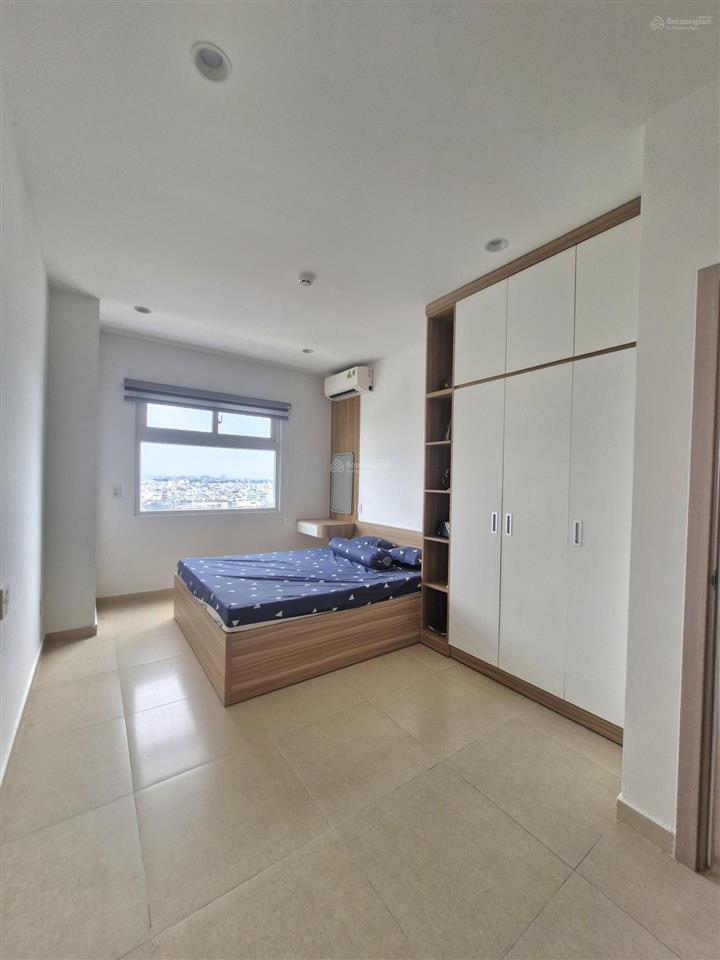 Bán căn góc chung cư gia phát, full nội thất, dt 75m, 2pn, 2wc