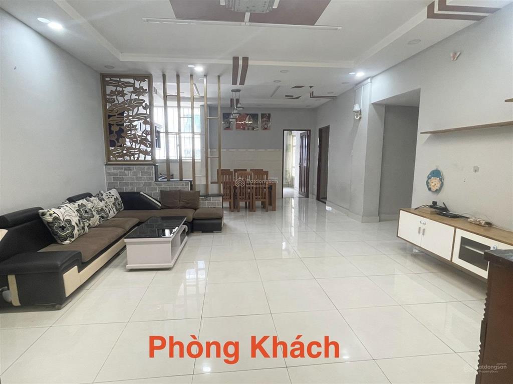 Lầu 1, c/c quân đội 468 phan văn trị, p. hạnh thông, có nội thất