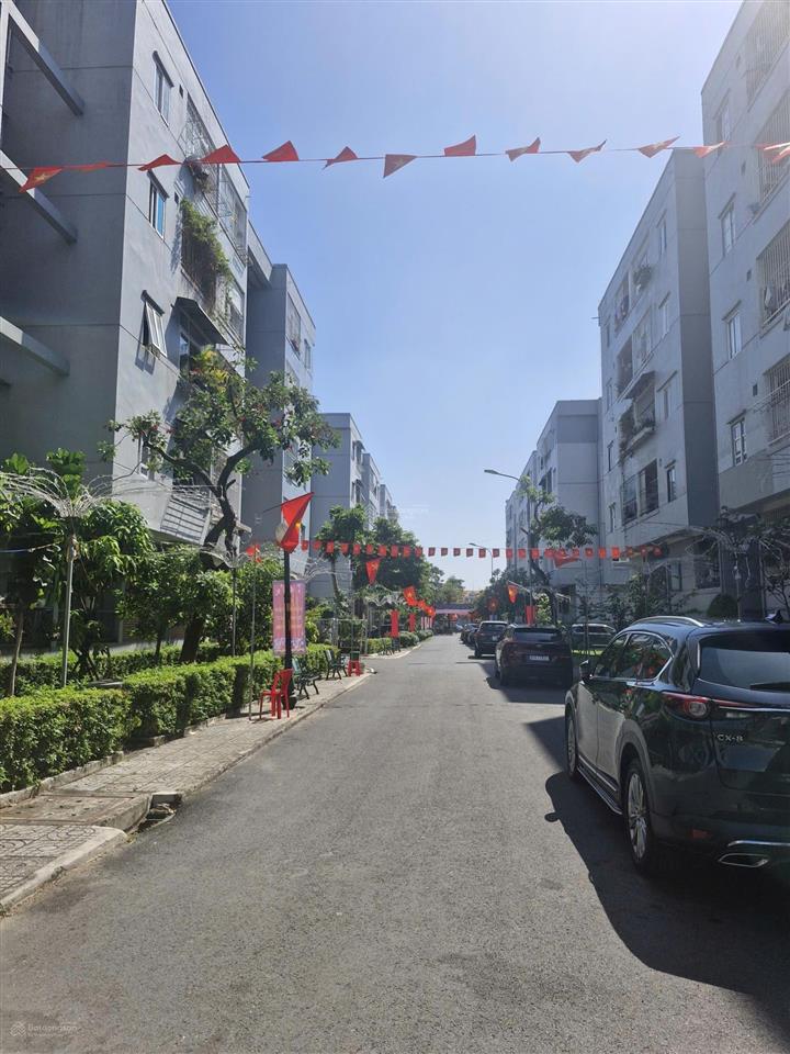 Lầu 1, c/c quân đội 468 phan văn trị, p. hạnh thông, có nội thất