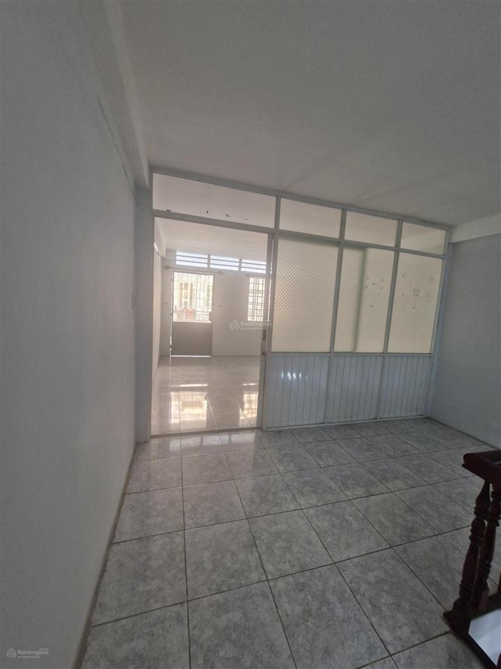 Nhà nguyên căn đường quang trung, p10, gò vấp, dt 4x13m, 1 lầu, giá 9tr/th